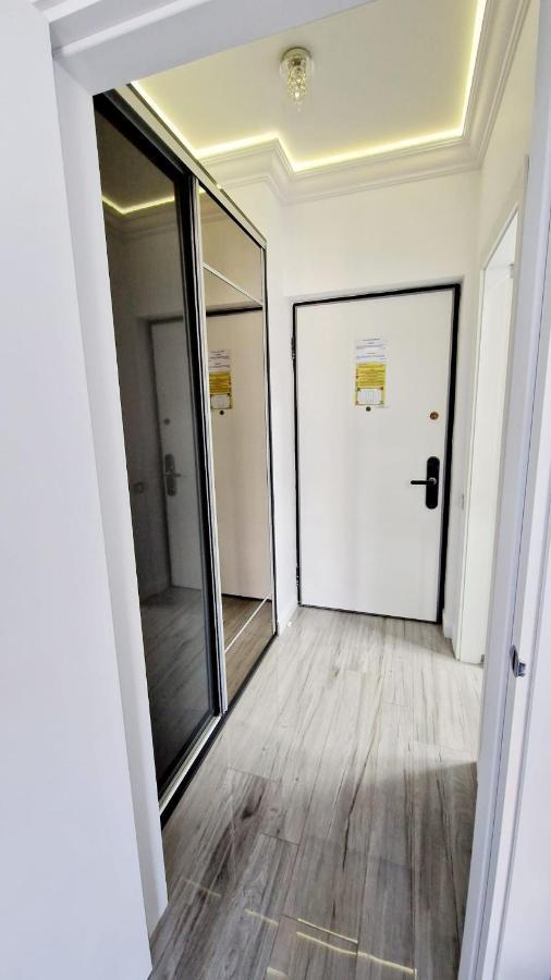 White Tower - Private Studio 106 Mamaia Extérieur photo